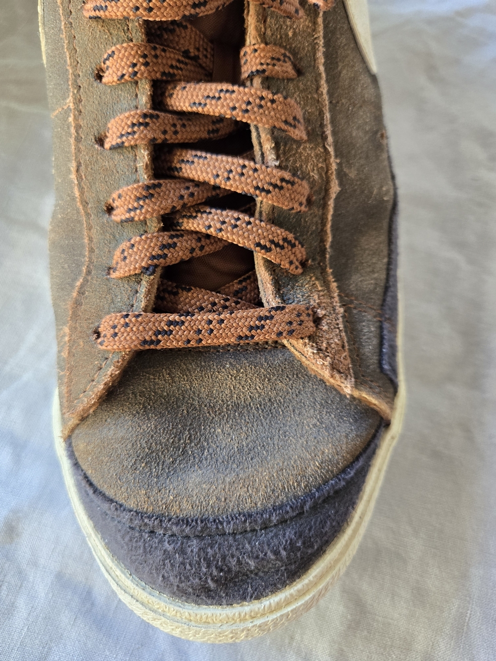 Nike Men's Brown Suede Low-Top Sneakers - Picture 7 of 8